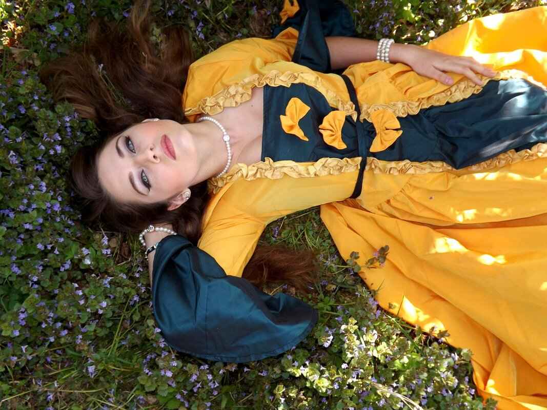 How to Choose the Right Fabric for Your Night Dress?