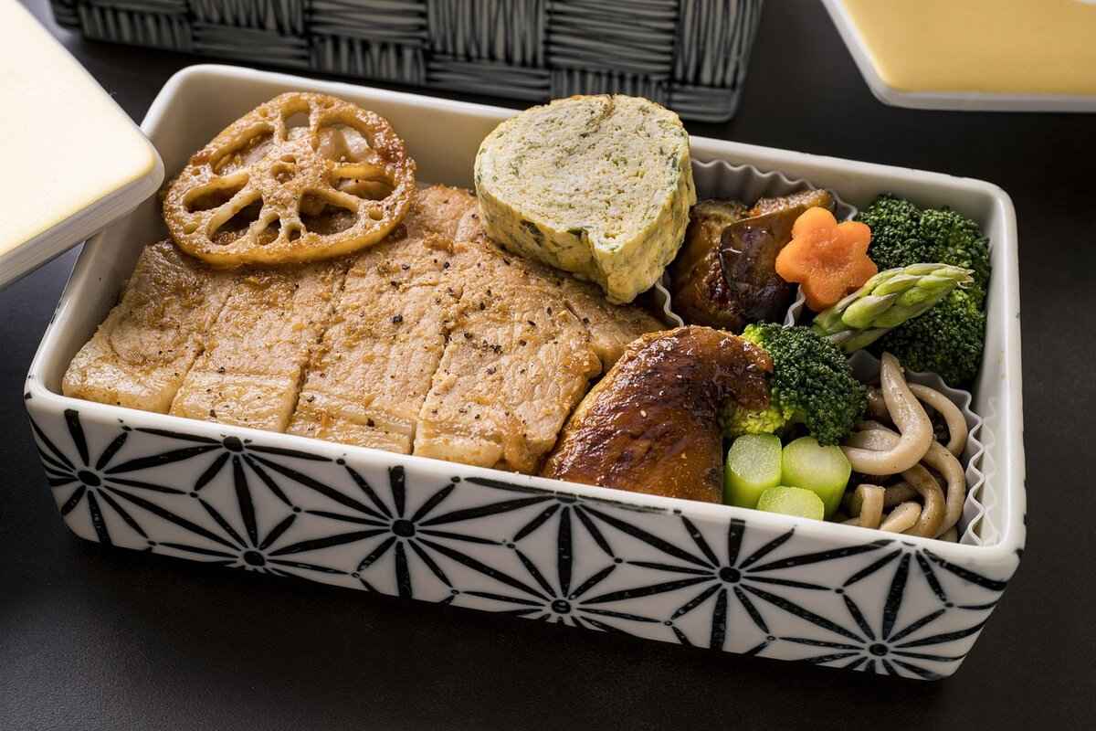 The Role of Dashi in Japanese Cuisine & How to Make It 1 What is Dashi and Why is it Important?