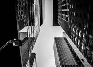 The Story of Kolkata: From British Capital to Cultural Hub The Story of Kolkata: From British Capital to Cultural Hub