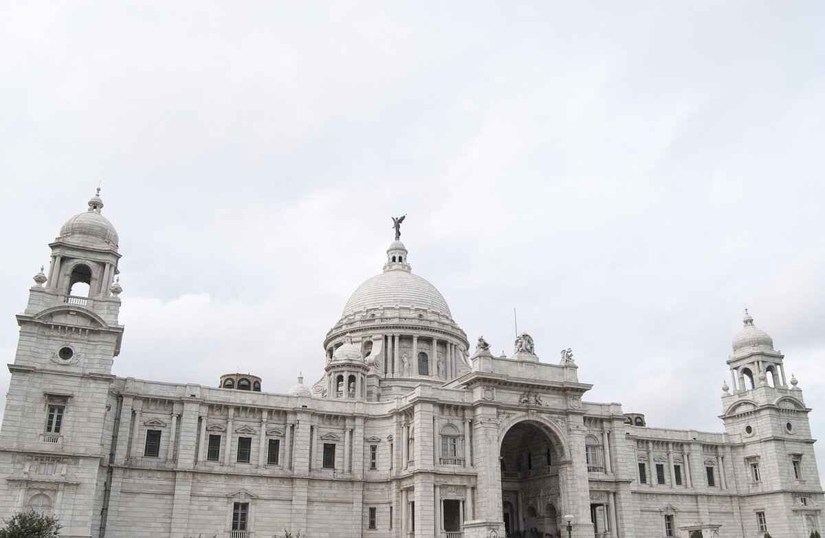 Kolkata's Cultural Diversity and Festivals