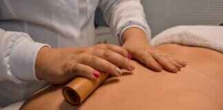 Top 10 Benefits of an Asian Massage Table Shower Top 10 Benefits of an Asian Massage Table Shower