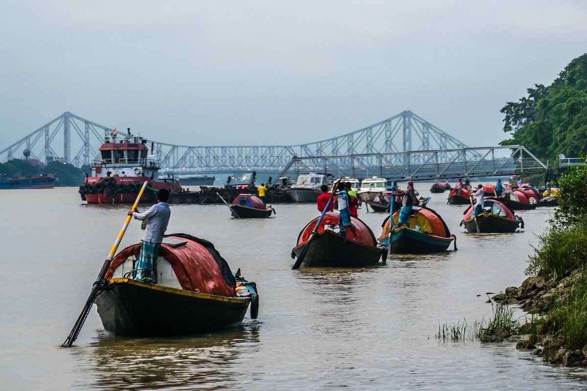 6. Take a Boat Ride on the Hooghly River
