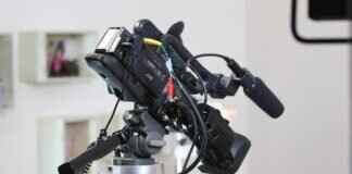 Top 5 Insta360 X3 Mounts for Biking, Surfing & Extreme Sports Top 5 Insta360 X3 Mounts for Biking, Surfing & Extreme Sports