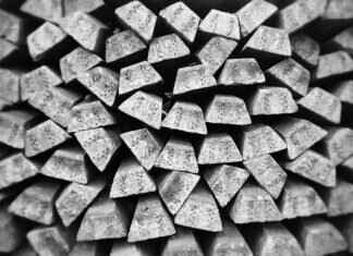 Top 5 Reasons Investors Rely on FintechZoom .io for Market Analysis Top 5 Reasons Investors Rely on FintechZoom for Market Analysis