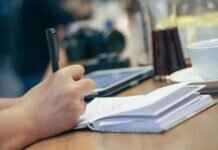 Top Tips for Succeeding in Remote Customer Service Jobs Top Tips for Succeeding in Remote Customer Service Jobs