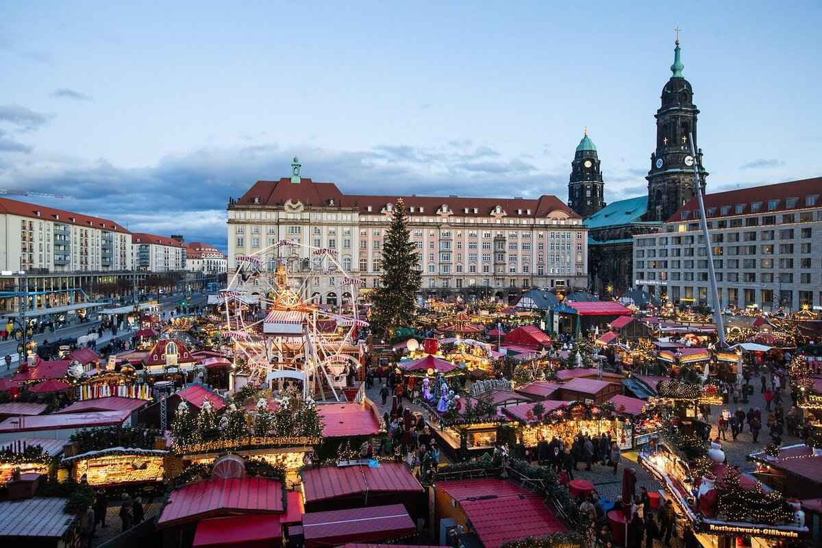 Traditional Food Markets & Street Food Hotspots 3 Top Traditional Food Markets Around the World