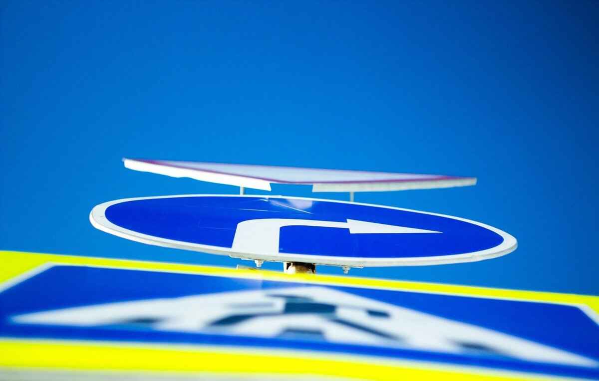 Trump Vance Yard Sign: Where to Buy and Why It’s Trending 9 What Are the Alternatives to Yard Signs?