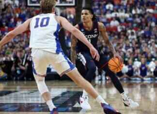 UConn’s Quest for Third National Title Ends in 77-75 Loss uconns-quest-for-third-national-title-ends-in-77-75-loss