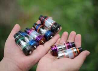 Vaping in Public: What Are the Social Norms? Vaping in Public: What Are the Social Norms?