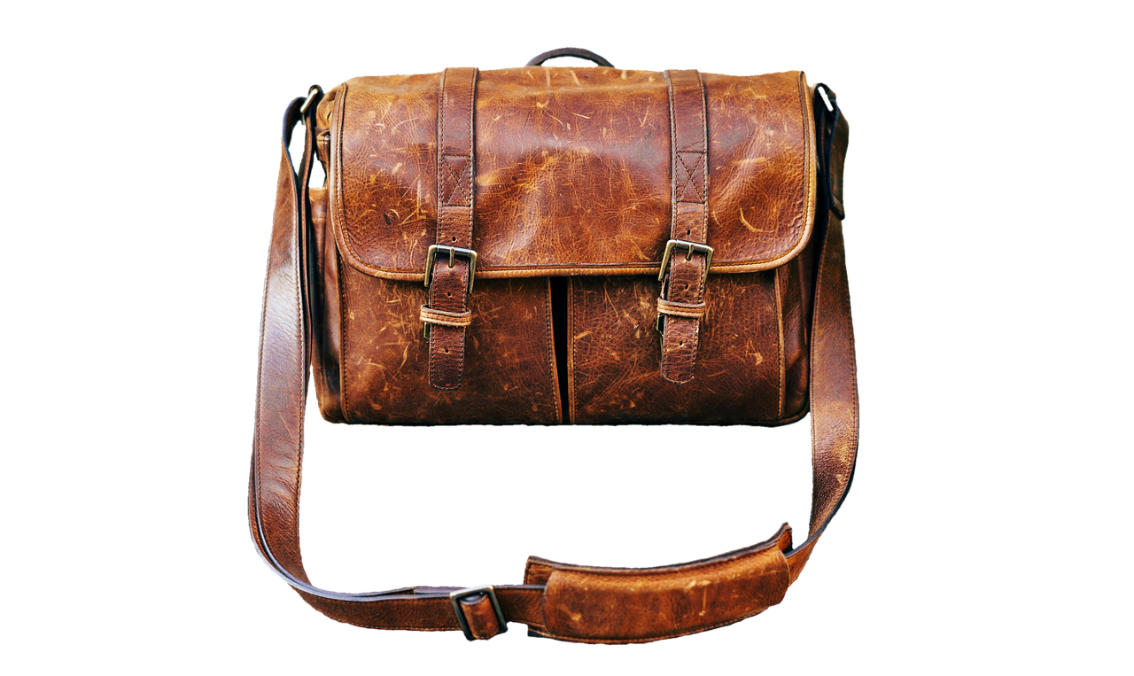 How to Style White Leather in Spring?