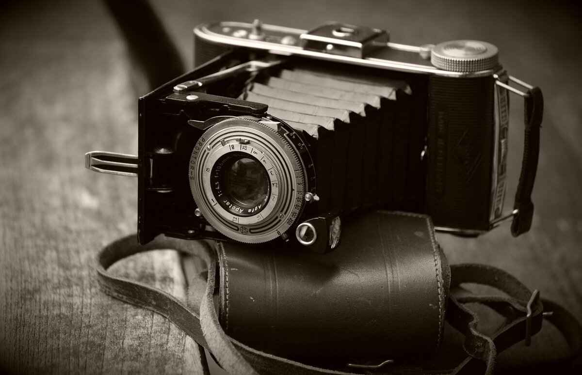 Why Action Cameras Are Replacing DSLRs for Adventure Filmmakers 1 What Makes Action Cameras Ideal for Adventure Filmmaking?