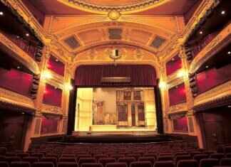 Why Bengali Theatre Is One of India’s Most Vibrant Art Forms Why Bengali Theatre Is One of India’s Most Vibrant Art Forms