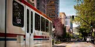 Why Kolkata’s Tram System Is Still Running in the 21st Century Why Kolkata’s Tram System Is Still Running in the 21st Century