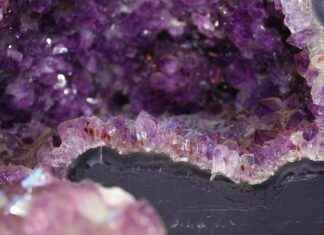 10 Most Valuable Gemstones & How to Spot Fake Ones 10 Most Valuable Gemstones & How to Spot Fake Ones