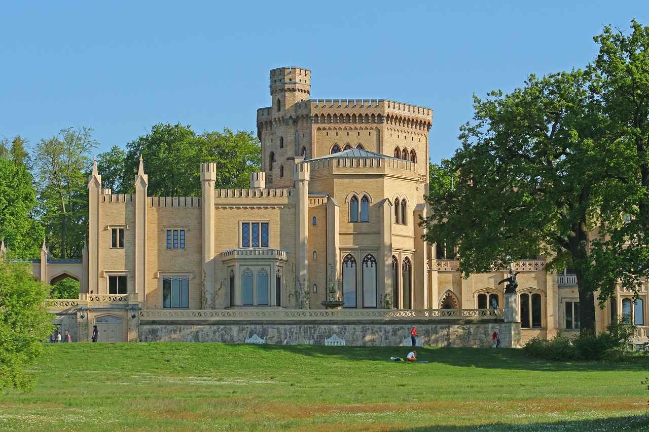 Legal Considerations When Downloading Movies