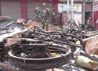 17 Companies of CAPF Deployed in Murshidabad, DGP Ensures Control 17-companies-of-capf-deployed-in-murshidabad-dgp-ensures-control