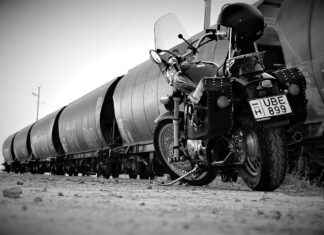 2013 Honda Civic LX: Practicality Meets Style 2013 Honda Civic LX: Practicality Meets Style