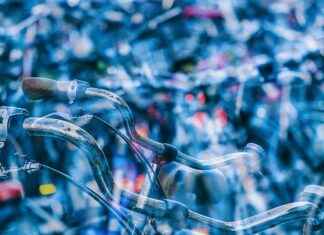 25+ Amazing Double Bed Design Photos for a Dreamy Bedroom 25+ Amazing Double Bed Design Photos for a Dreamy Bedroom