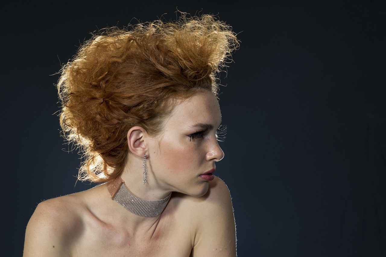 Understanding the Three-Strand Pearl Necklace