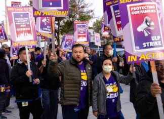 55,000 L.A. County Workers Strike, Disrupting Services 55000-la-county-workers-strike-disrupting-services