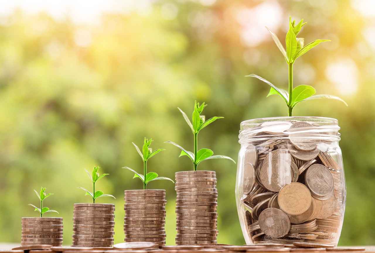 5StarsStocks.com Military Picks: What Investors Need to Know 2 Why Invest in Military Stocks?
