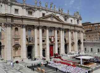 9 Cardinals Who Could be the Next Pope 9-cardinals-who-could-be-the-next-pope