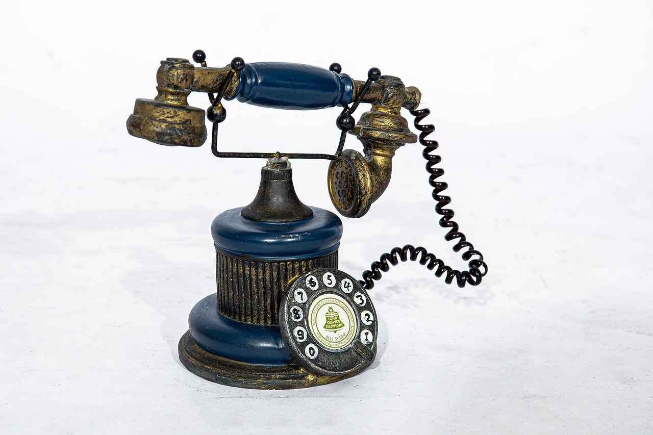 5. Installation Tips for Bedside Phone Holders