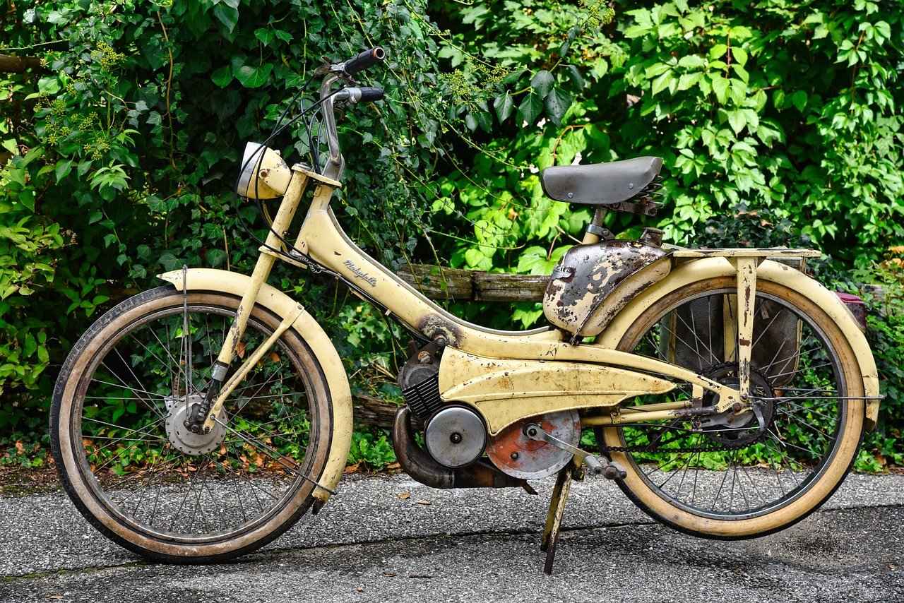 2. Safety Features of Electric Dirt Bikes