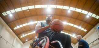 Basket Bros Gameplay Tips: How to Score Like a Pro Basket Bros Gameplay Tips: How to Score Like a Pro