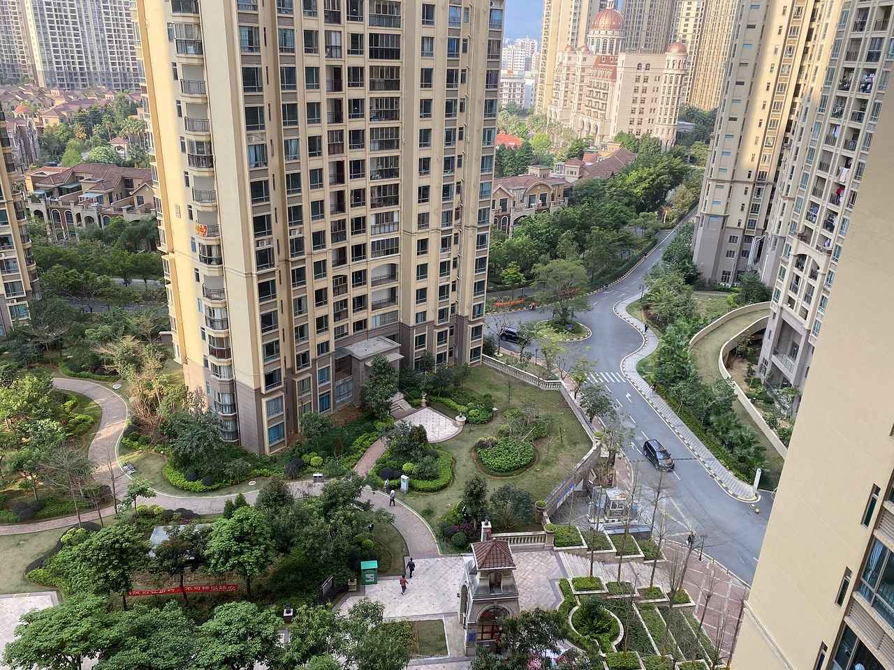 Community and Ecosystem