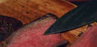 Beef Pepperoni: Why It’s Becoming the Popular Snack Choice for Health-Conscious Eaters Beef Pepperoni: Why It’s Becoming the Popular Snack Choice for Health-Conscious Eaters