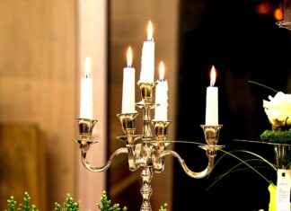 Belt Phone Holders: Convenient Storage for On-the-Go People Belt Phone Holders: Convenient Storage for On-the-Go People