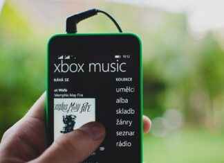 Best Cell Phone Holders for Auto Use: Top Picks for Drivers Best Cell Phone Holders for Auto Use: Top Picks for Drivers