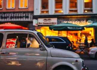 Best Cup Holder Mount Phone Holders: A Must-Have Car Accessory Best Cup Holder Mount Phone Holders: A Must-Have Car Accessory