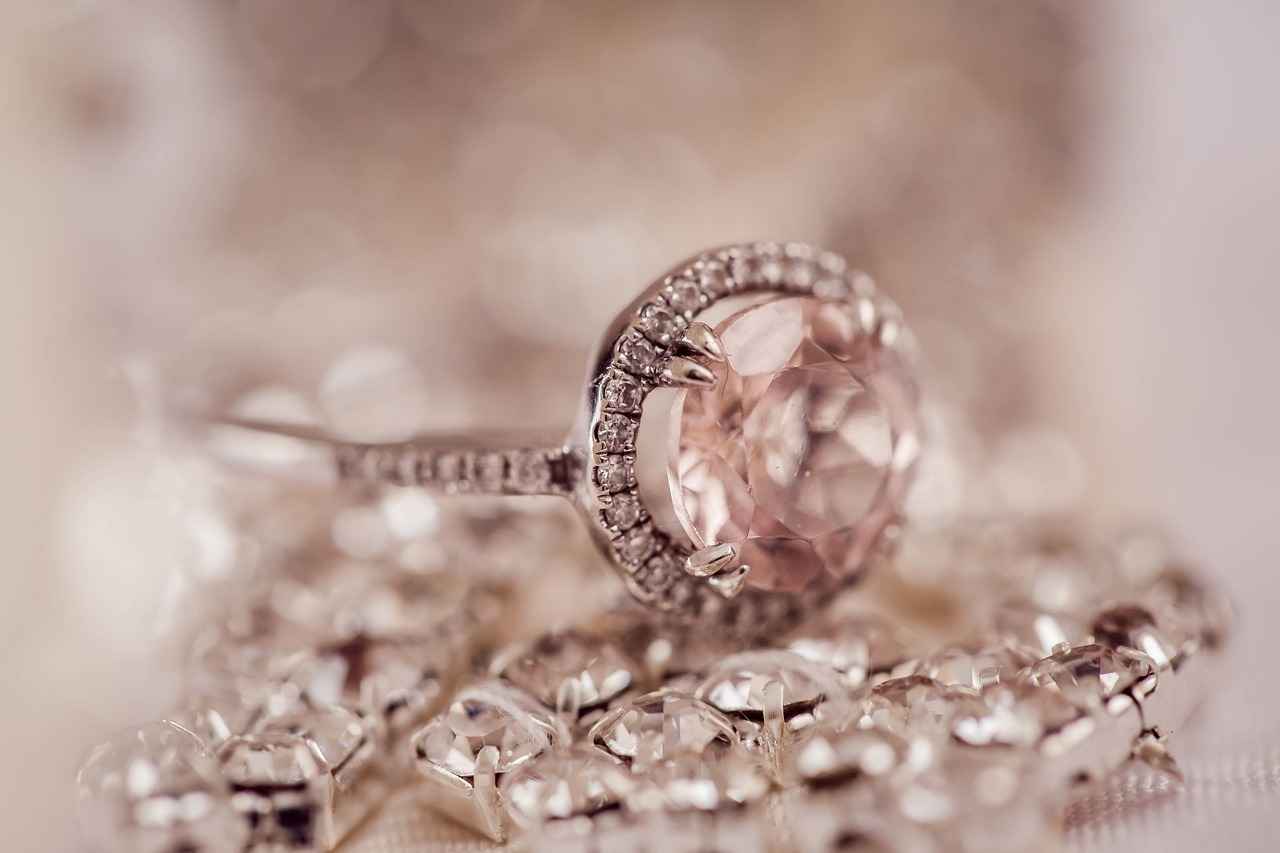 Best DIY Jewelry Cleaning Solutions You Can Make at Home 6 How to Properly Rinse and Dry Jewelry