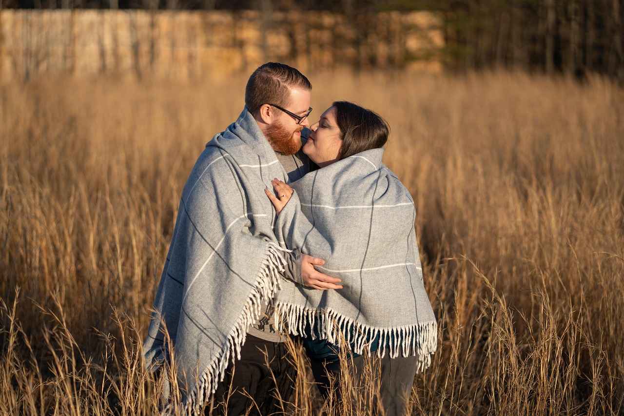 Best Engagement Ring Cuts: Which One Matches Your Style? 6 What Are the Benefits of Choosing an Oval Cut?