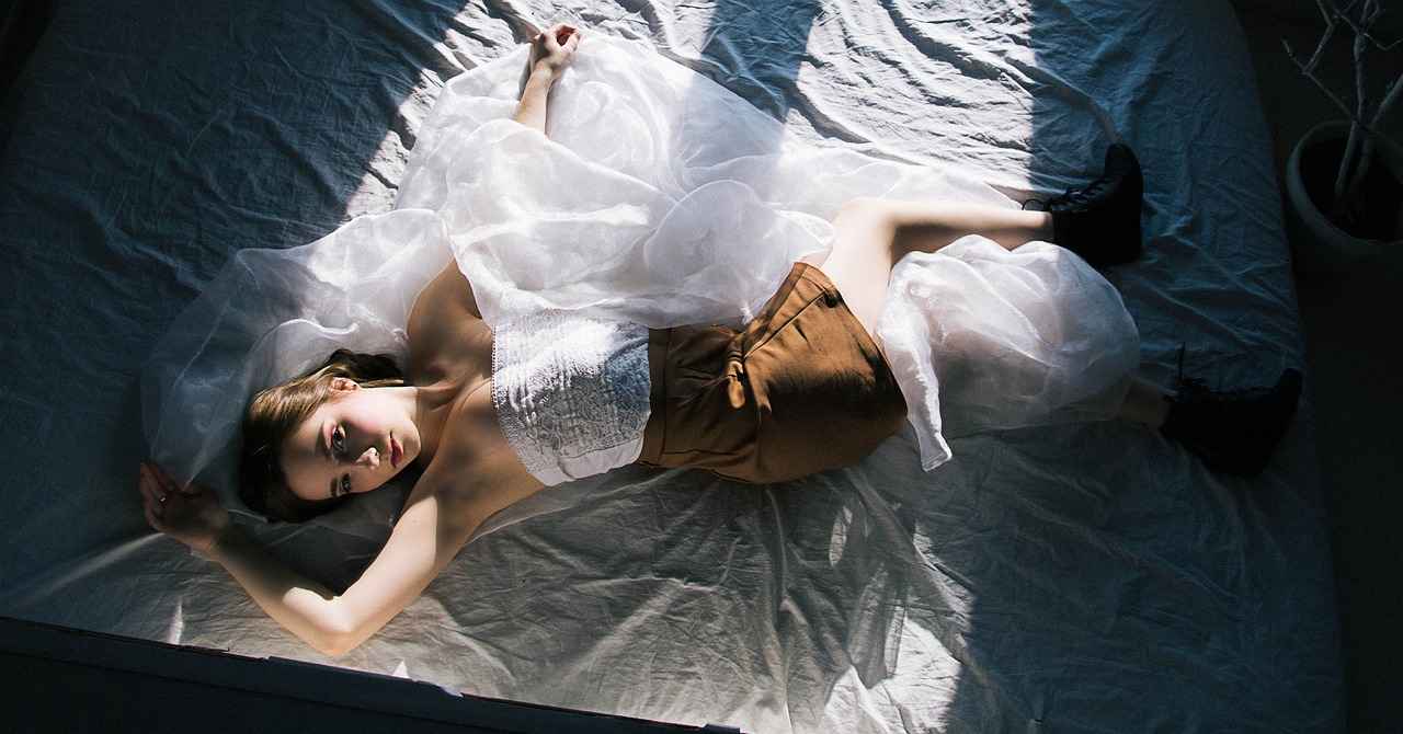 Maintenance Tips for Long-lasting Bed Stability