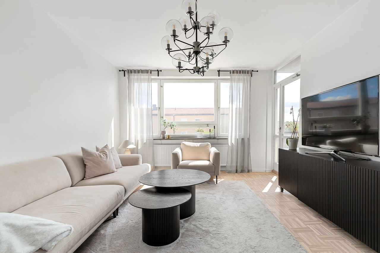 Best High-End Designer Room Dividers for Luxury Homes 6 Maintenance Tips for High-End Room Dividers