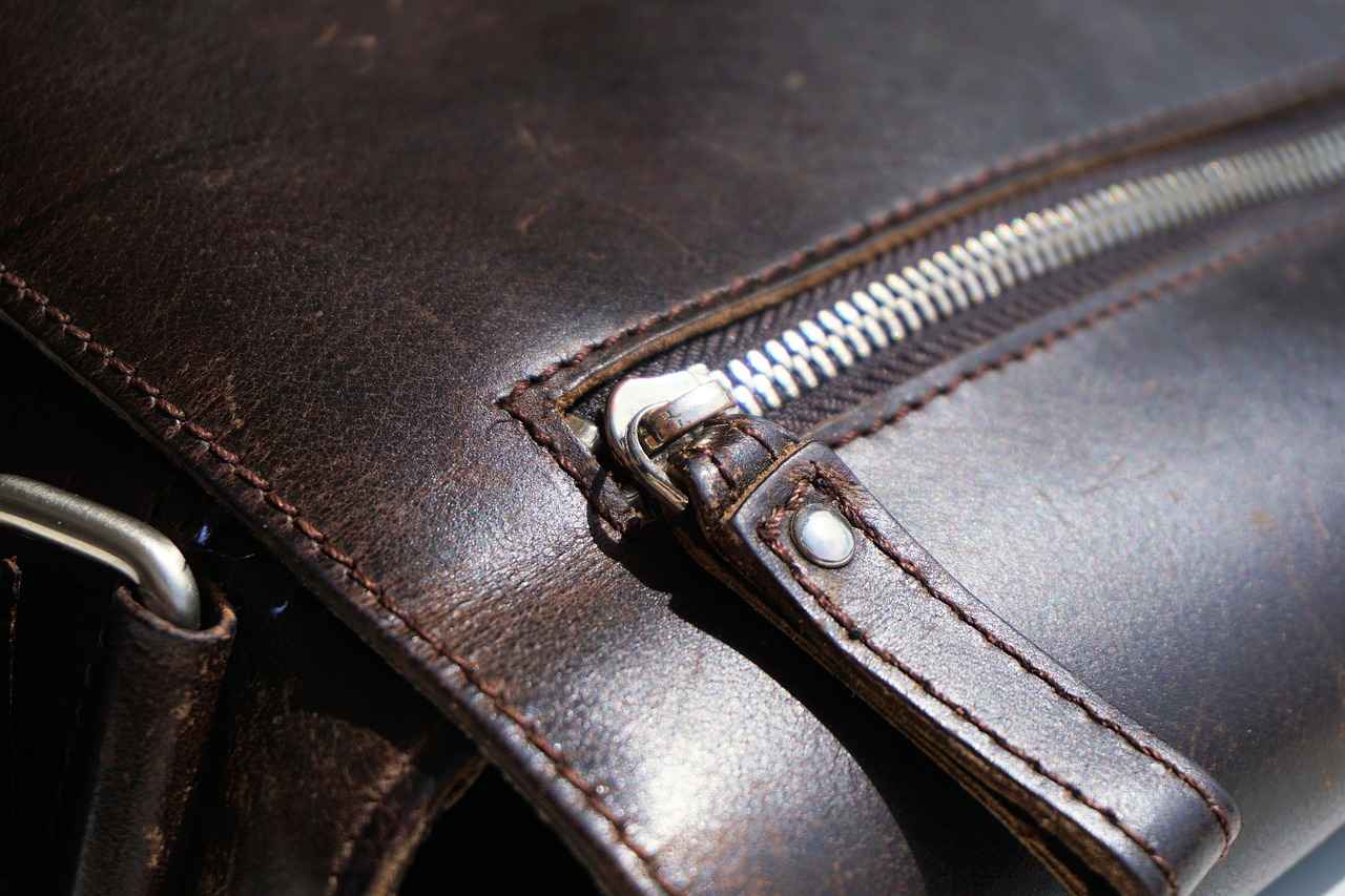 Best Leather Bed Design Trends for a Luxurious Look 1 Why Choose Leather Beds?