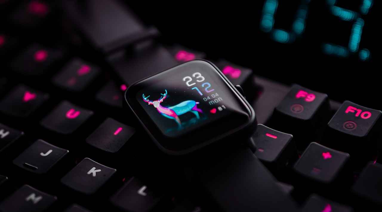 Best Smart Home Devices for the Ultimate Home Security System 8 8. Smart Home Security Apps