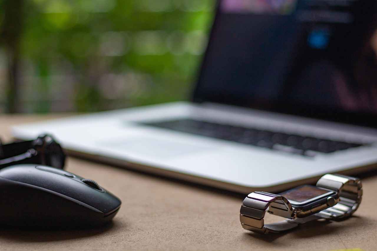 Best Smart Watches for Notifications and Communication