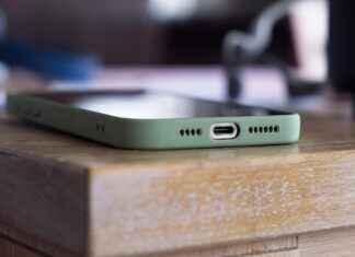 Best Weather Tech Phone Holders for Your Car Best Weather Tech Phone Holders for Your Car