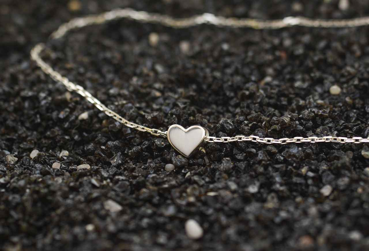 What Are Big Pearl Necklaces?