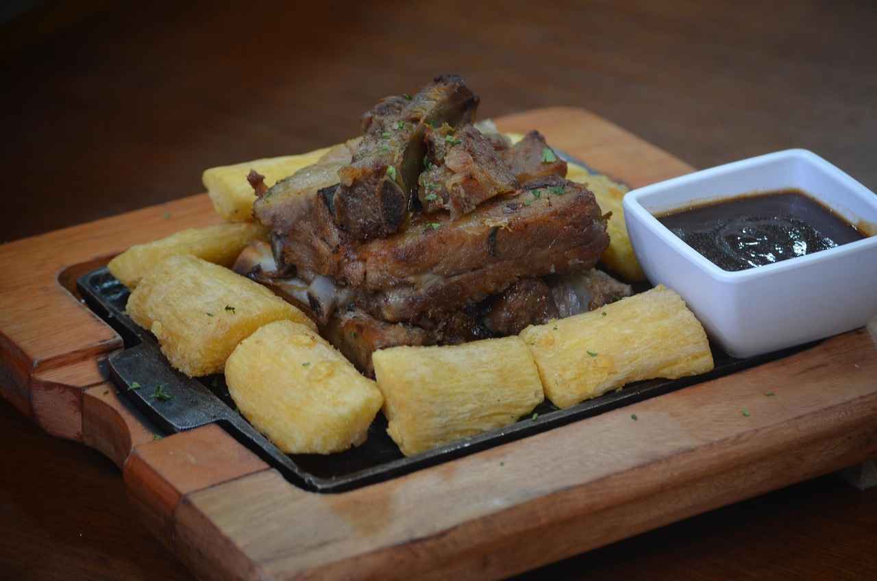 BJ’s Happy Hour: How to Make the Most of Your Visit 2 Popular Drinks on BJ's Happy Hour Menu