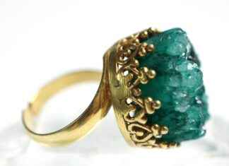 Boho Jewelry Trends: Layered, Earthy & Free-Spirited Looks Boho Jewelry Trends: Layered, Earthy & Free-Spirited Looks