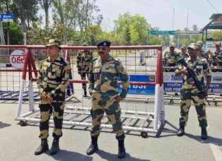 BSF Beating Retreat Ceremony Scale-Down; Handshake with Pak Soldiers Suspended bsf-beating-retreat-ceremony-scale-down-handshake-with-pak-soldiers-suspended