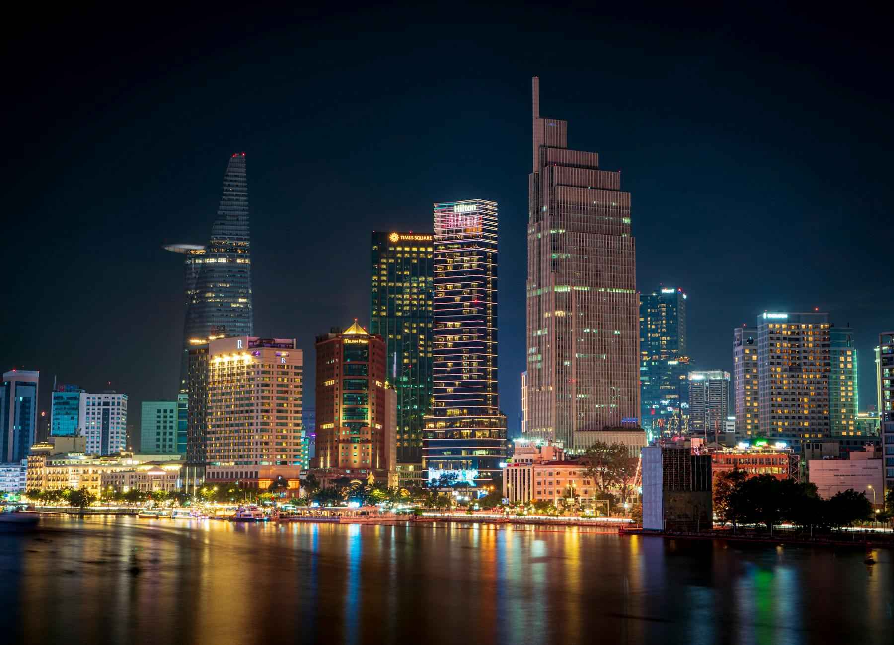 Comparative Insights: CAC Across Industries