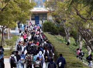 California School Districts Resist Trump’s DEI Elimination Order california-school-districts-resist-trumps-de-elimination-order