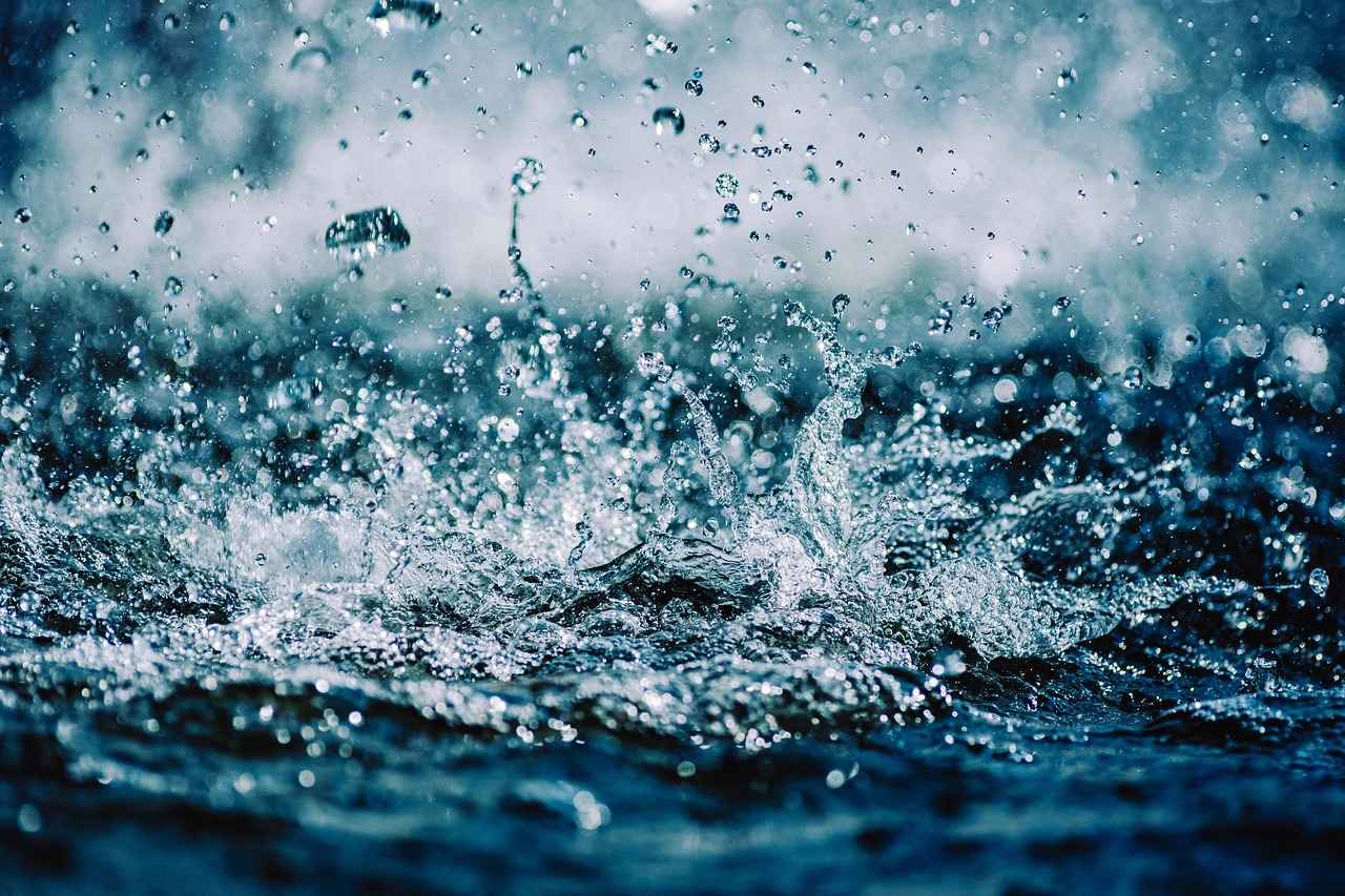 Can You Drink Water While Fasting for Blood Work? The Answer 4 How Much Water Can You Drink?