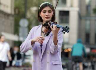 Charm Bracelets: Why They’re More Than Just Accessories Charm Bracelets: Why They’re More Than Just Accessories